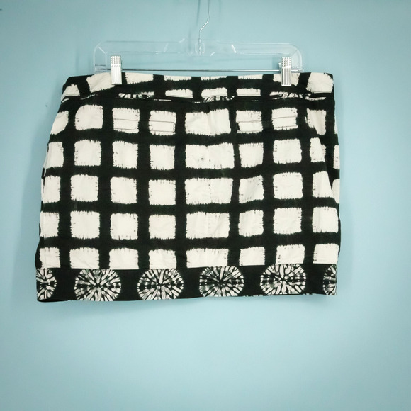 Proenza Schouler Size 10 Black White Geometric Tie Dye Print Wrap Mini Length 10 - Picture 2 of 7